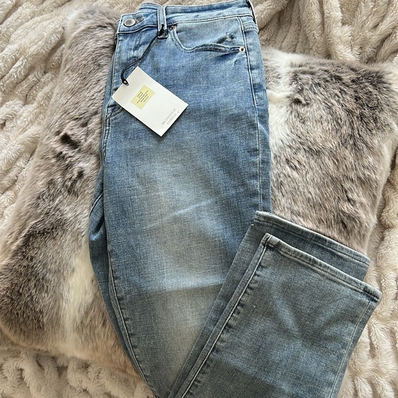 Cosmic Blue Love High Rise Straight Jean - Picture 5 of 8